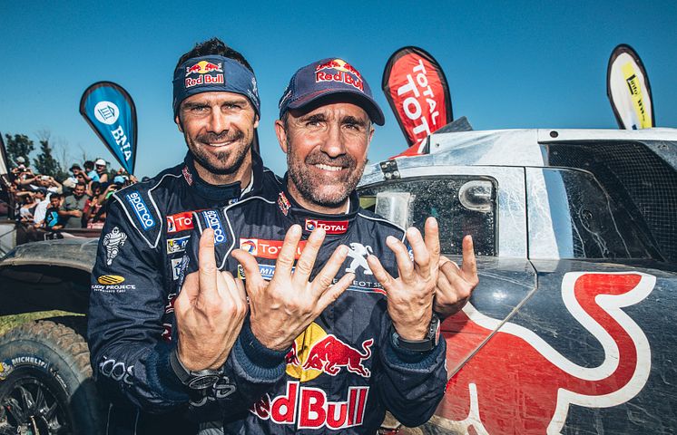 Peugeot vann världens tuffaste ökenrally – Dakar 2016 