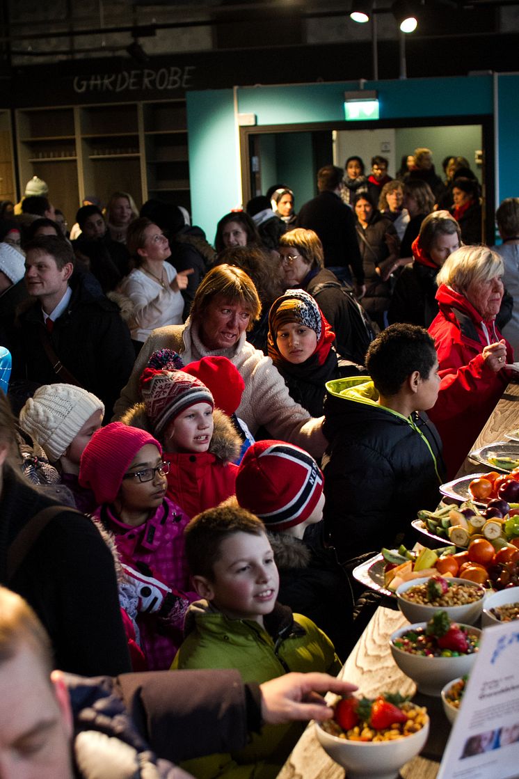 Fullt hus da Furuset bibliotek og aktivitetshus ble høytidelig åpnet 1. mars 2016.