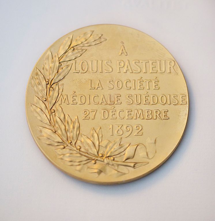 Pasteurmedaljen_frånsida.jpg
