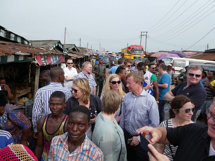 Norske eksportører besøker tørrfiskmarked i Lagos