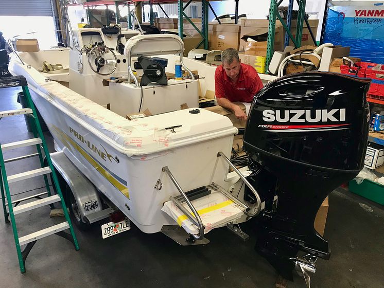 Hi-res image - Mastry Engine Center - A Pro-Line 20 Sport has a new Suzuki 200hp installed at Mastry Engine Center