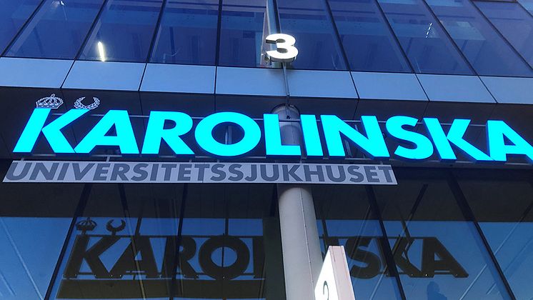 karolinska sjukhuset entreskylt fHsj 1000pxb 72dpi