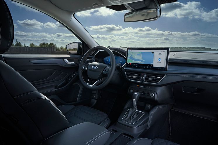 2021_FORD_FOCUS_ACTIVE_OUTDOOR_INTERIOR