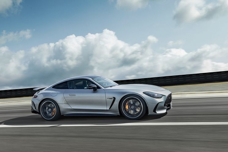 Mercedes-AMG_GT_Coupé_202400009