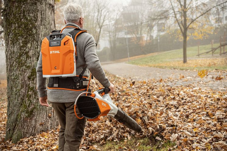 STIHL BGA 200 akkupuhallin ammattikäyttöön