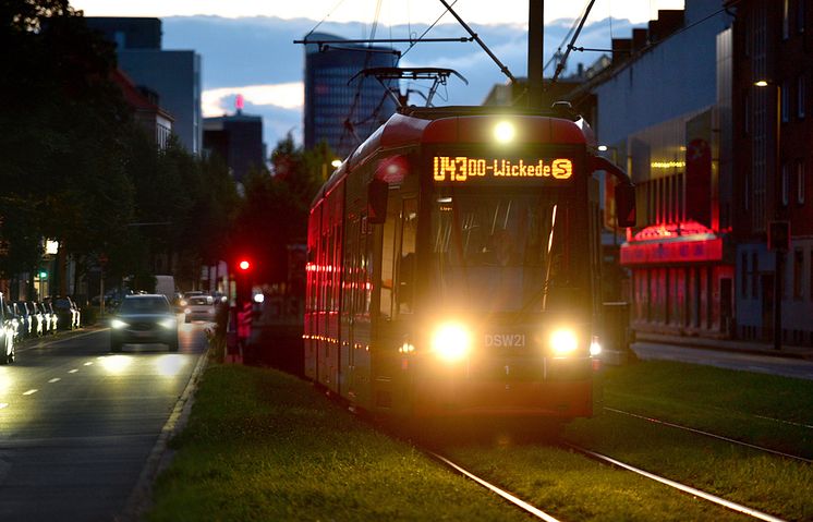 Nachtverkehr U43 Lippestraße DSW21 Jörg Schimmel.jpg