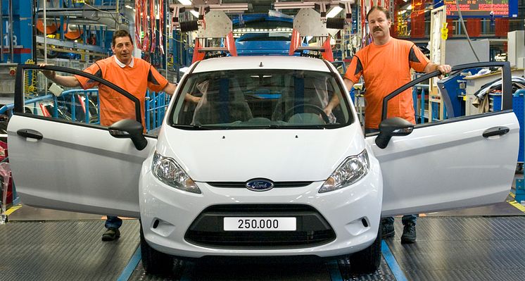 Ford Fiesta rullar av produktionsbandet i Köln