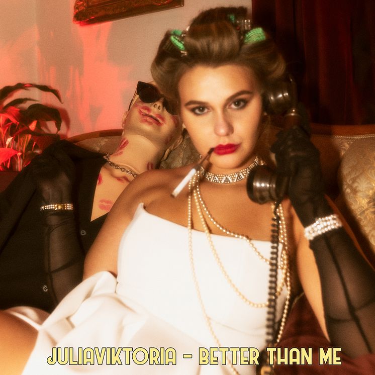 Julia Viktoria_Better Than Me single cover