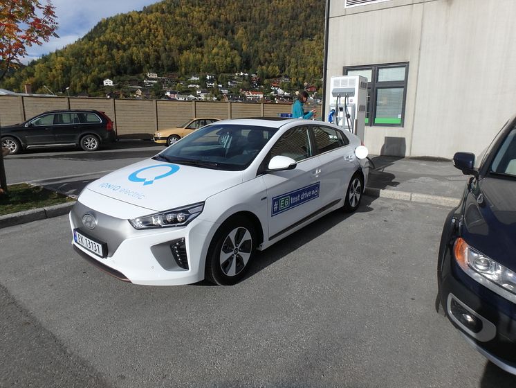 # E6 test drive IONIQ