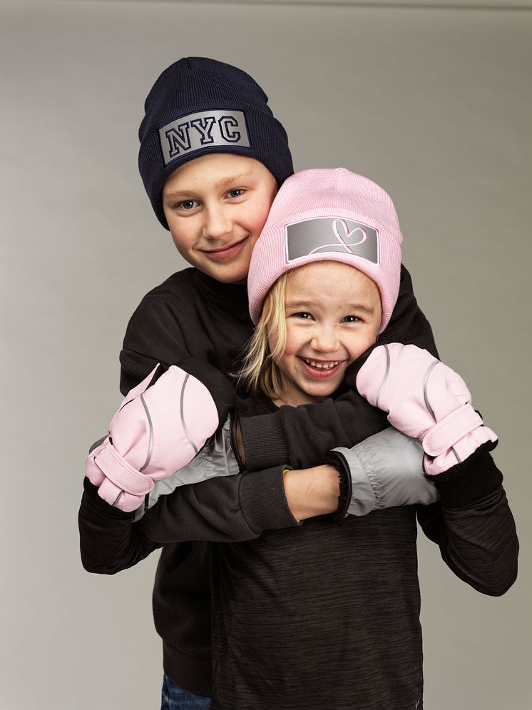 Kids hat and mittens 42854-193, 42593-193