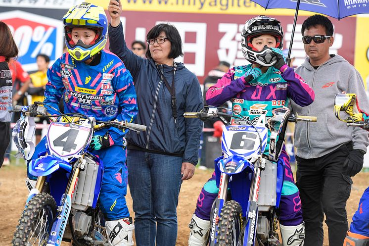 12_2017_JMX_Rd04_SUGO_Ladys-安原さや選手と本田 七海選手