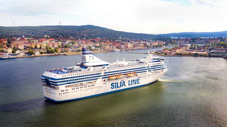 Silja Symphony i Härnösand