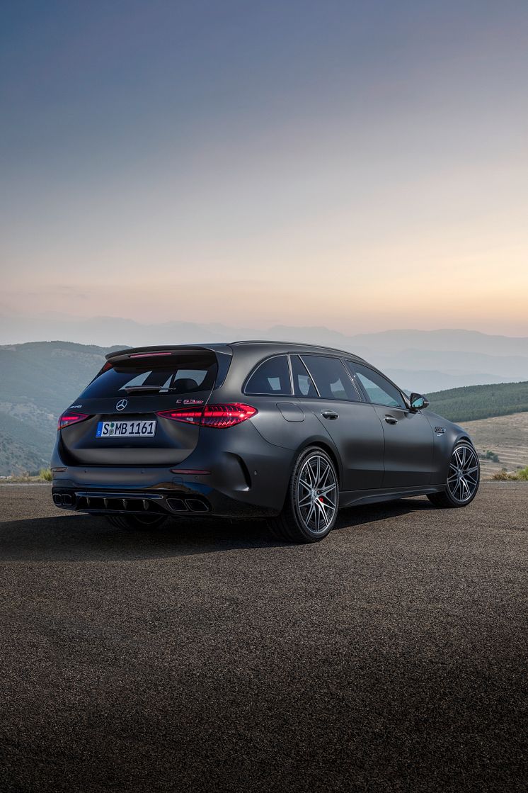 Mercedes-AMG C 63 S E PERFORMANCE 