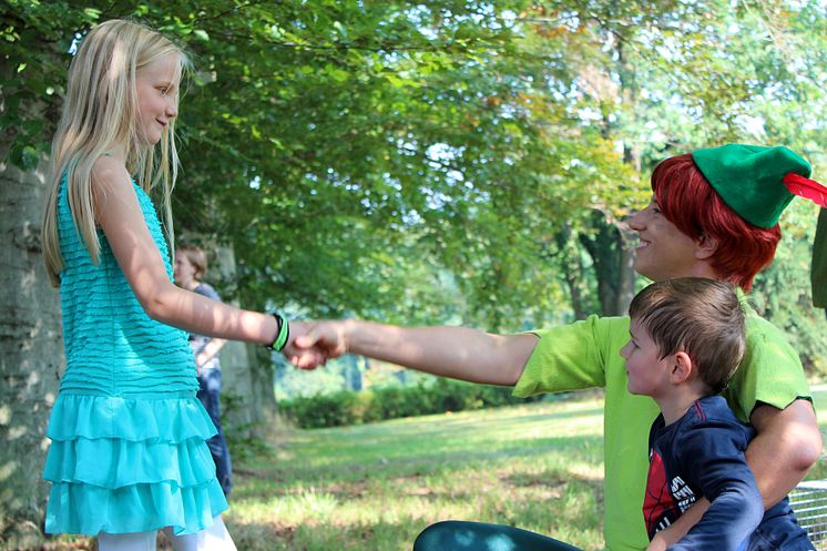 Tag der offenen Tür im Kinderhospiz: Bärenherz-Sommerfest lockt 1.000 Besucher in den Kees’schen Park