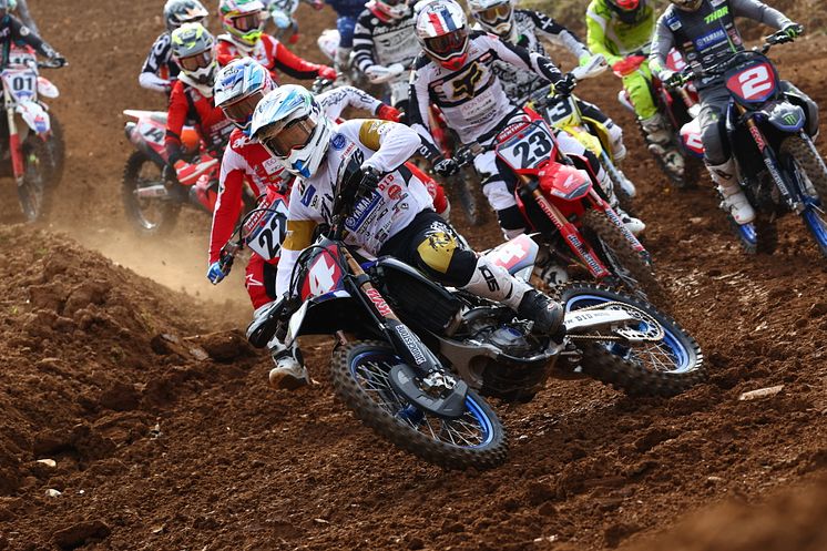 2022111402_006xx_JMX_Rd7_渡辺選手_4000