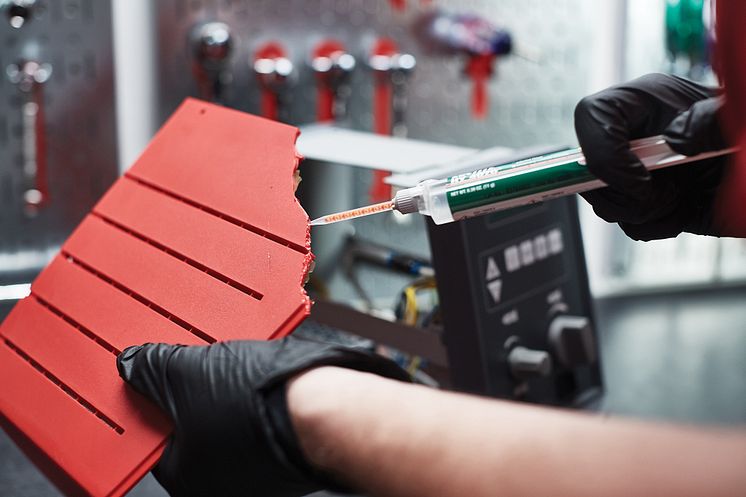 LOCTITE HY 4070 MRO