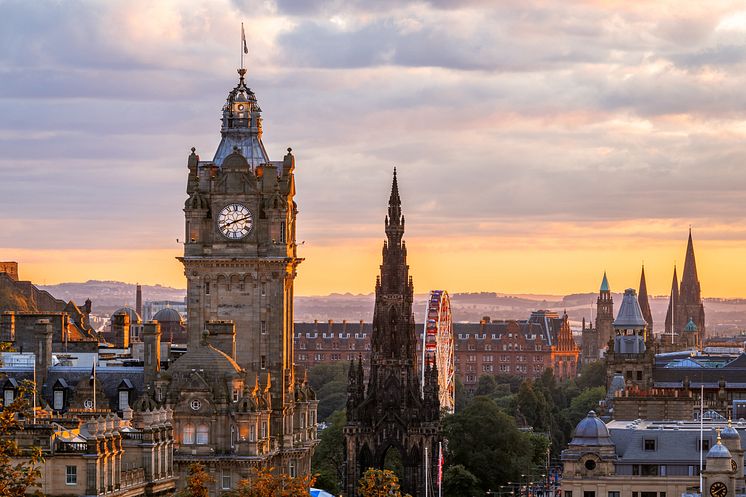 Edinburgh skyline