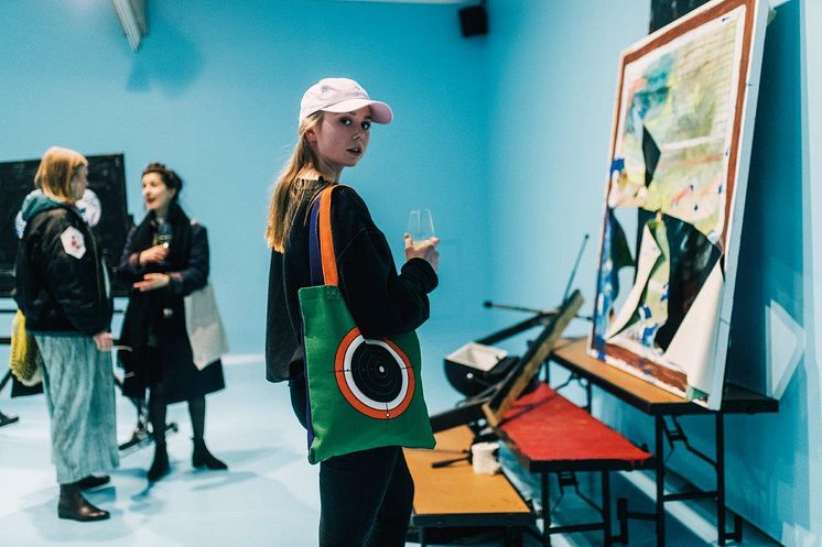 Kunstvandring for ungdom med Blikkåpner, starter på Kunstnernes Hus