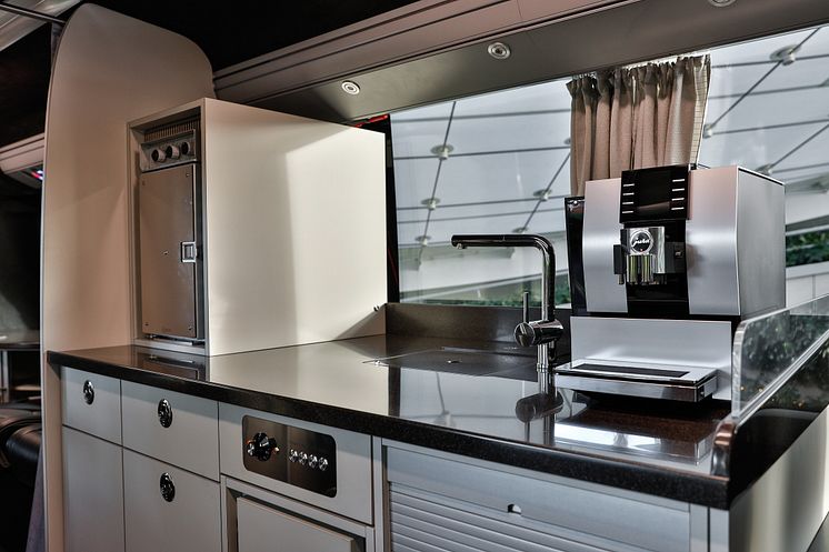 Scania Interlink HD 12,40 Meter mit exklusiver Bordküche