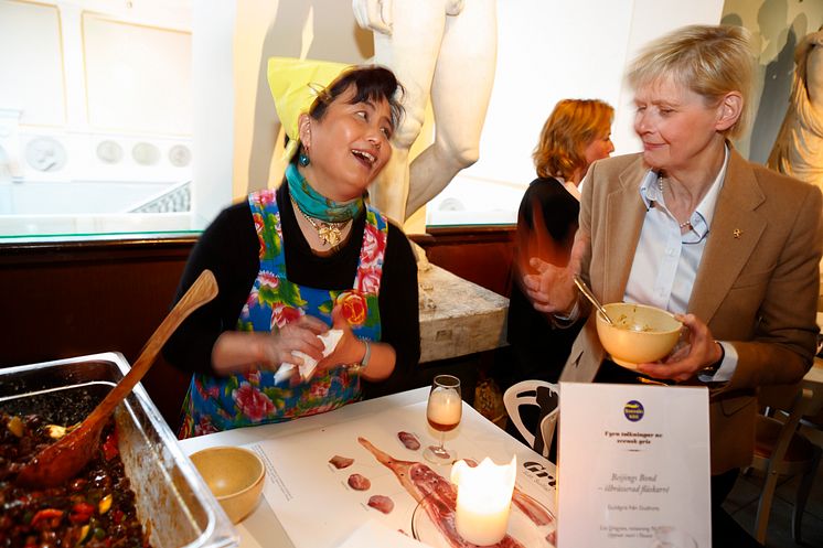 Liu Leo Qingyun och Maria Forshufvud på Svenskt Kötts pressträff om svensk gris