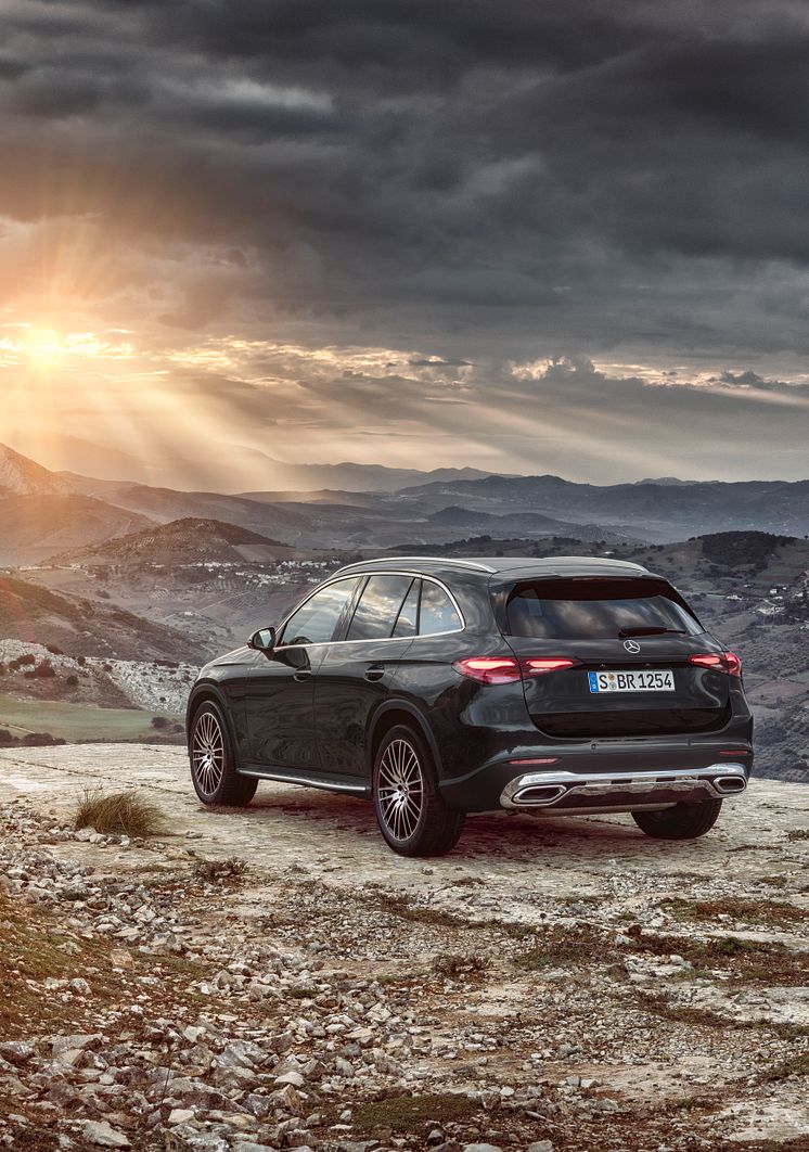 Mercedes-Benz GLC (2022)