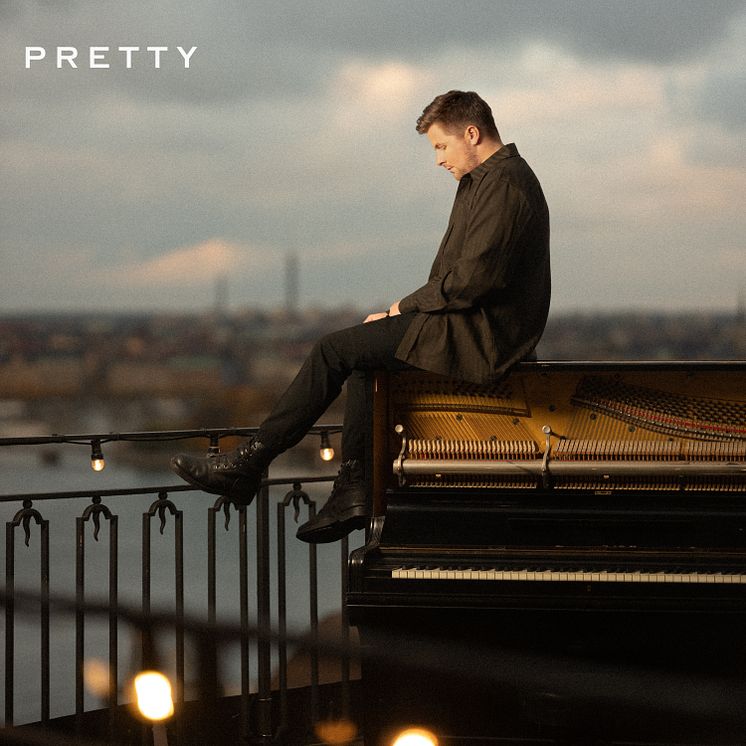 Robin Stjernberg omslag "Pretty"