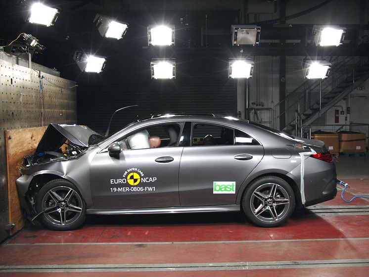 Mercedes-Benz CLA 2019 i EuroNCAP's krocktest 