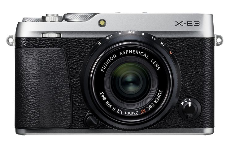 FUJIFILM X-E3 silver with XF23mm F2