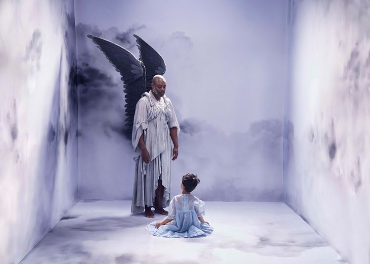 NedstortadAngel_Ostgotateatern_FOTOKlaraG.jpg