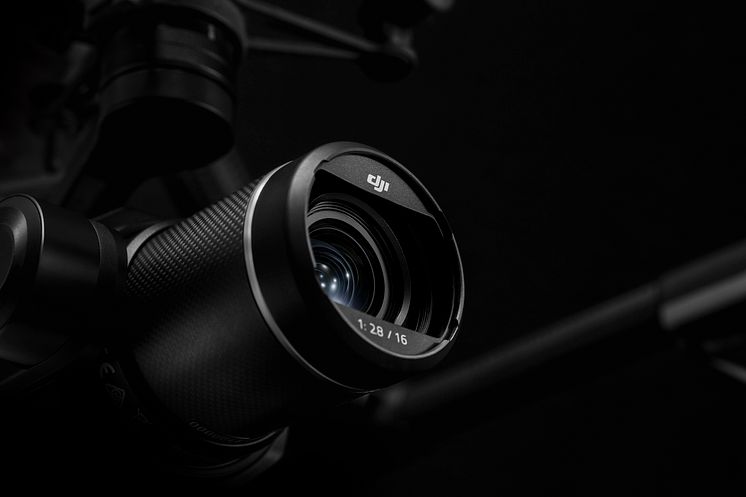 Zenmuse X7 Camera with 16mm lens3