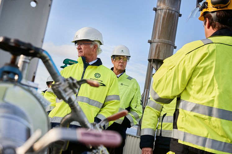 HM Konungen på Sunpine