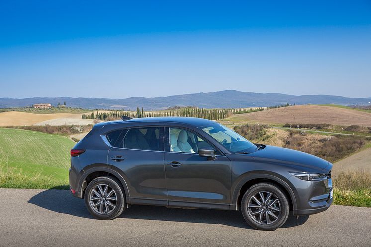 New_CX-5_Italy2017_Still_43