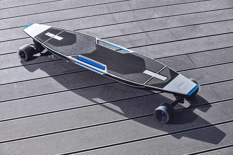 Longboard Audi connected mobility concept 7