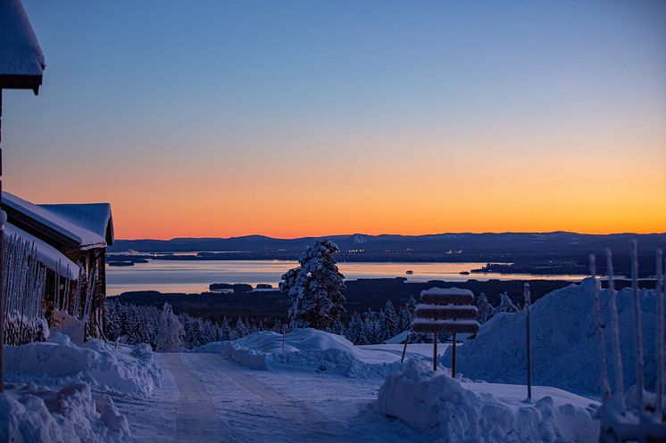 FryksasWinterView_photoJuliusAspman_VisitDalarna