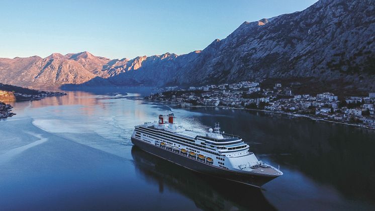 Bolette sailing into Kotor