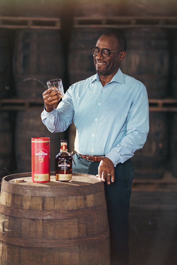 Tribute_Rum_John_V1.jpg
