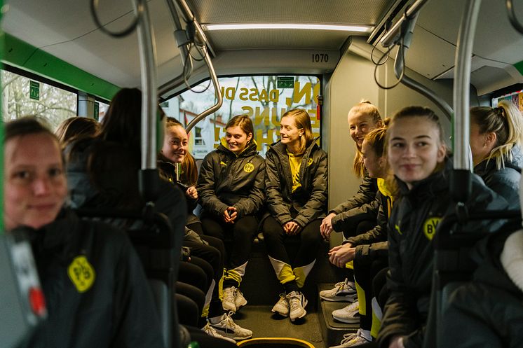 BVB Frauenbus powered by 21