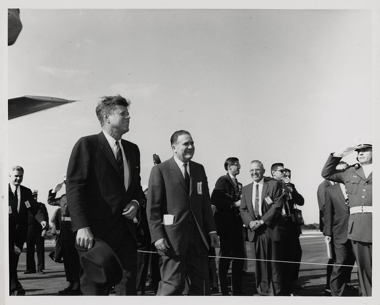 President Kennedy and the Moon landing. 16 November 1963.jpg