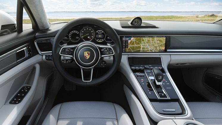 Interior Porsche Panamera Turbo S E-Hybrid Sport Turismo