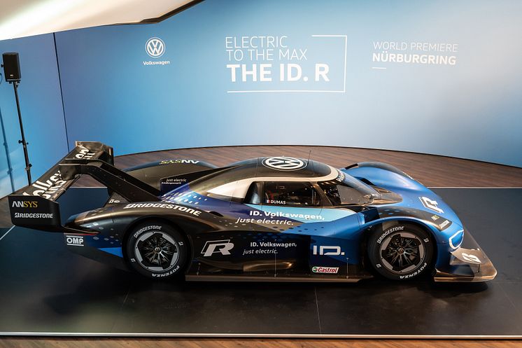 Med nya ID. R siktar Volkswagen på nytt varvrekord på Nürburgring-Nordslingan.