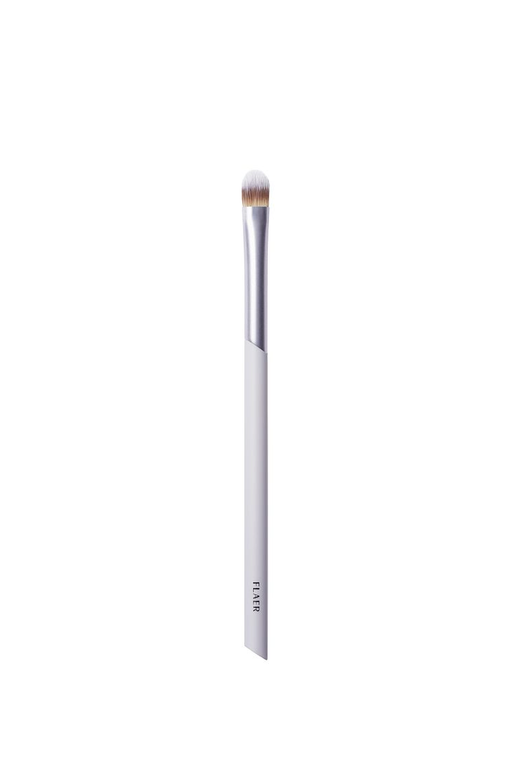 FLAER 401 Flat Eyeshadow Brush