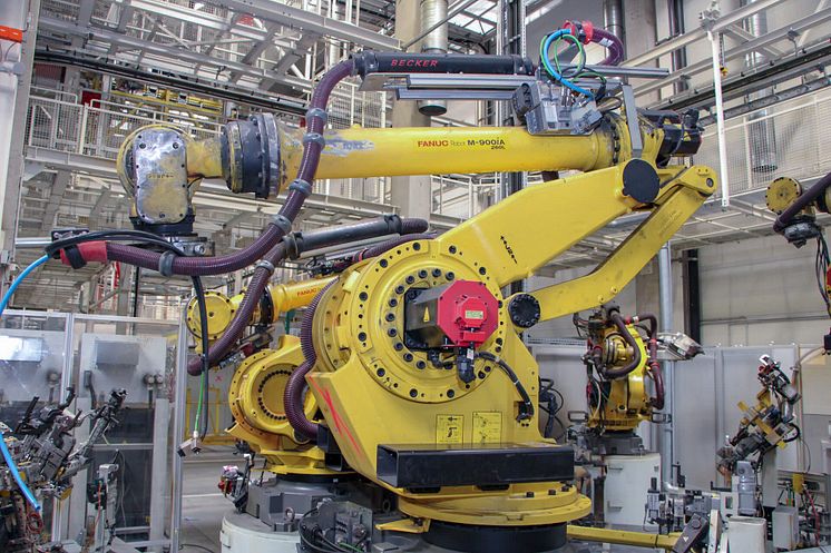 2 FANUC M-900iA-260L Industrial Robot