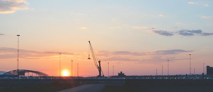 Halmstad Hamn miljösatsar med LED mastbelysning på biluppställningsyta