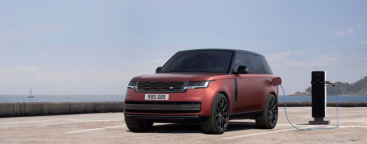 RR_23MY_35_PHEV_SWB_SV_Intrepid_270122_014lr.jpg