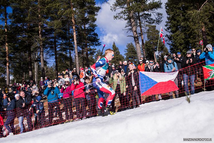 Johannes med publikum Holmenkollen