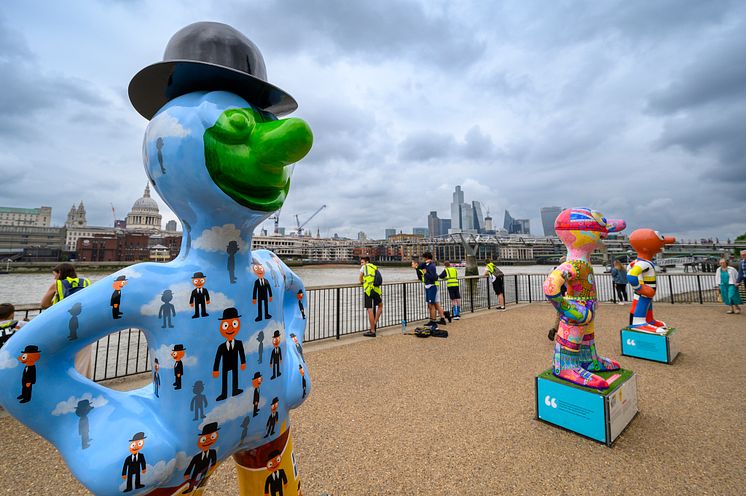 Morphs along the Thames, part of the Whizz Kidz art trail sponsored by GTR