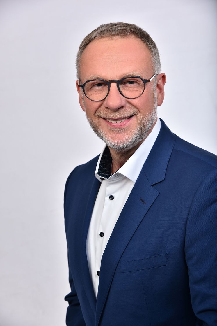 02_Holger Fähnrich_burgbad