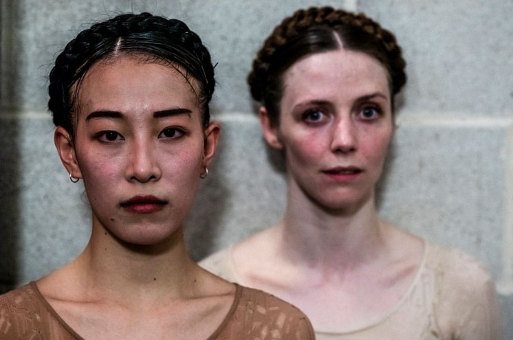 "Stillness thru movement" – Mei Chen och Rachel McNamee, GöteborgsOperans Danskompani