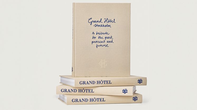 Grand-Hotel_Coffee-table-book.jpg