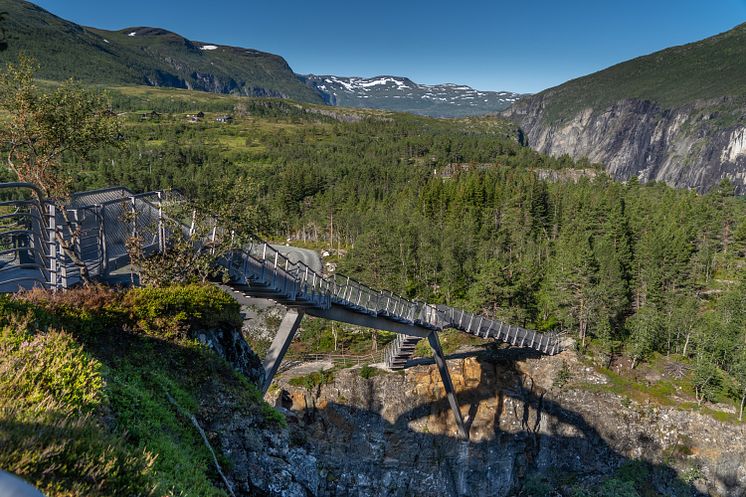 Vøringsfossen. Staircase bridge. Harald Chritian Eiken - vmproduksjon.no